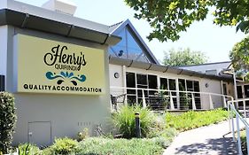 Henry'S Quirindi